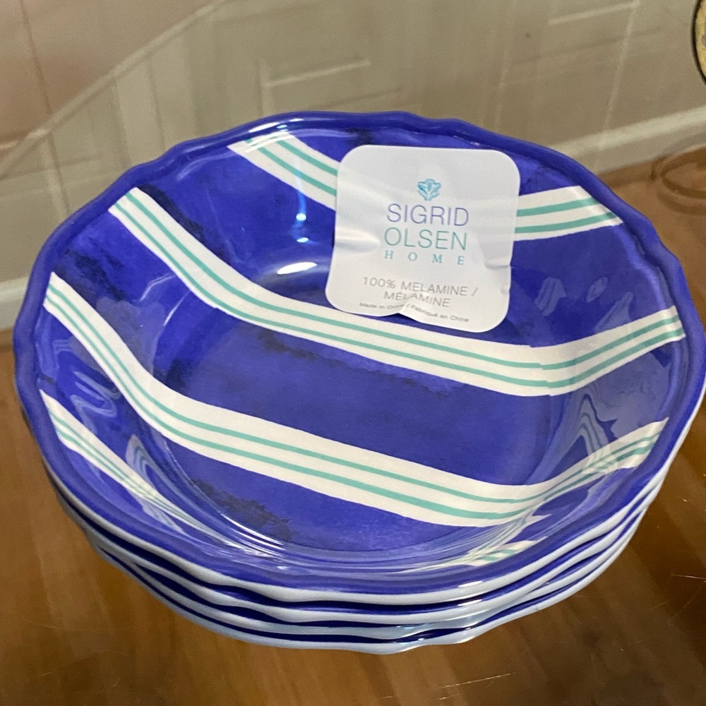 Brand New Sigrid Olsen Set Of  4 Salad Bowl 7.5”